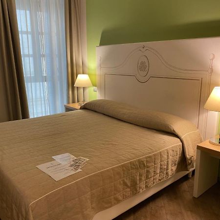 Hotel Monteverde Аккуї-Терме Екстер'єр фото