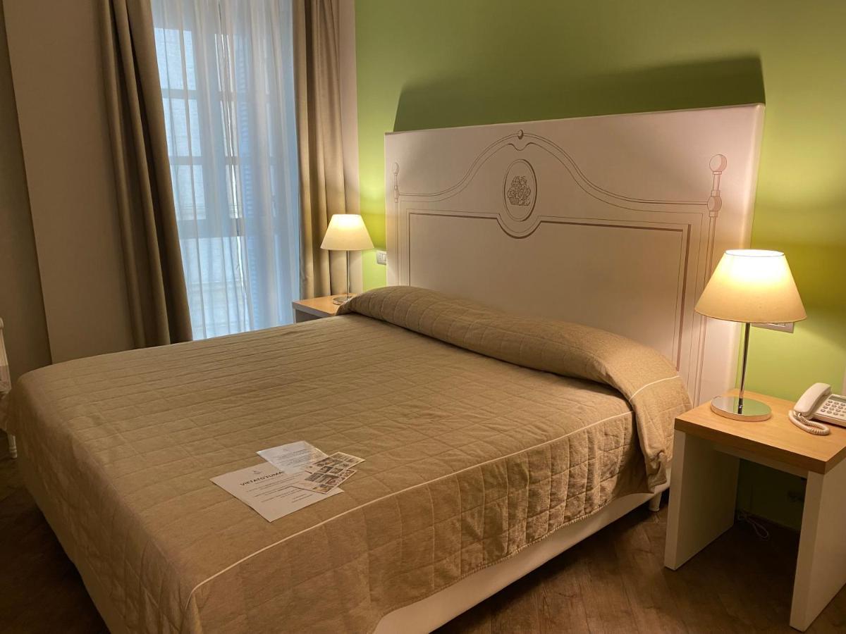 Hotel Monteverde Аккуї-Терме Екстер'єр фото