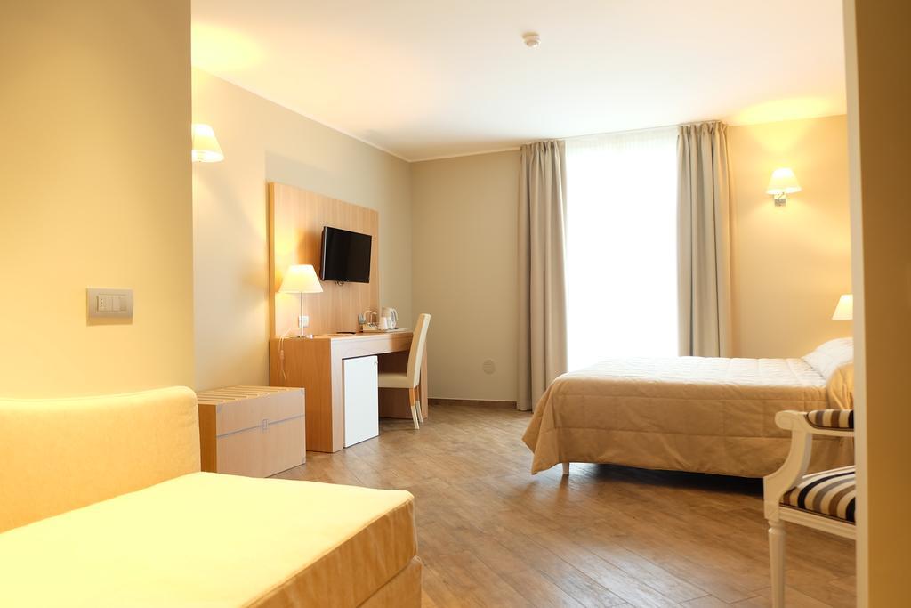 Hotel Monteverde Аккуї-Терме Екстер'єр фото