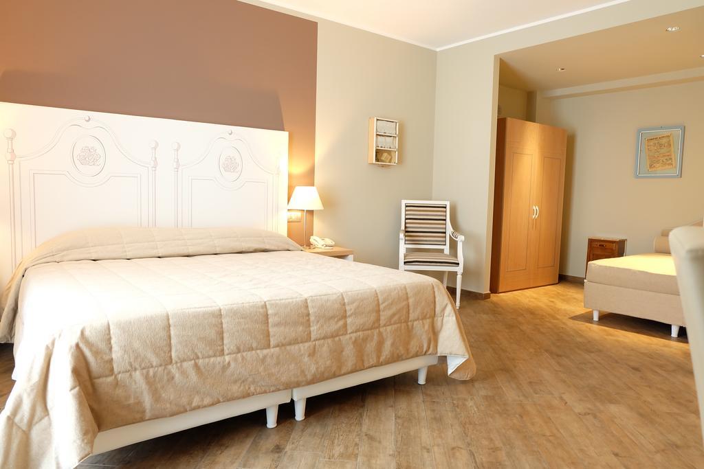 Hotel Monteverde Аккуї-Терме Екстер'єр фото